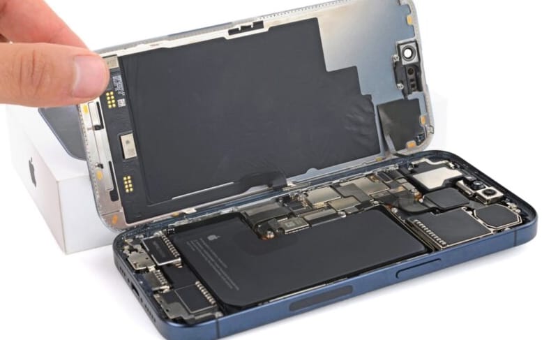 苹果测试新技术，有望让iPhone 16电池更换更容易
